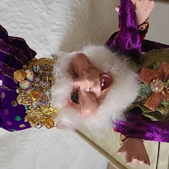 Mark Roberts Court Jester elf sm - Picture 2 of 8